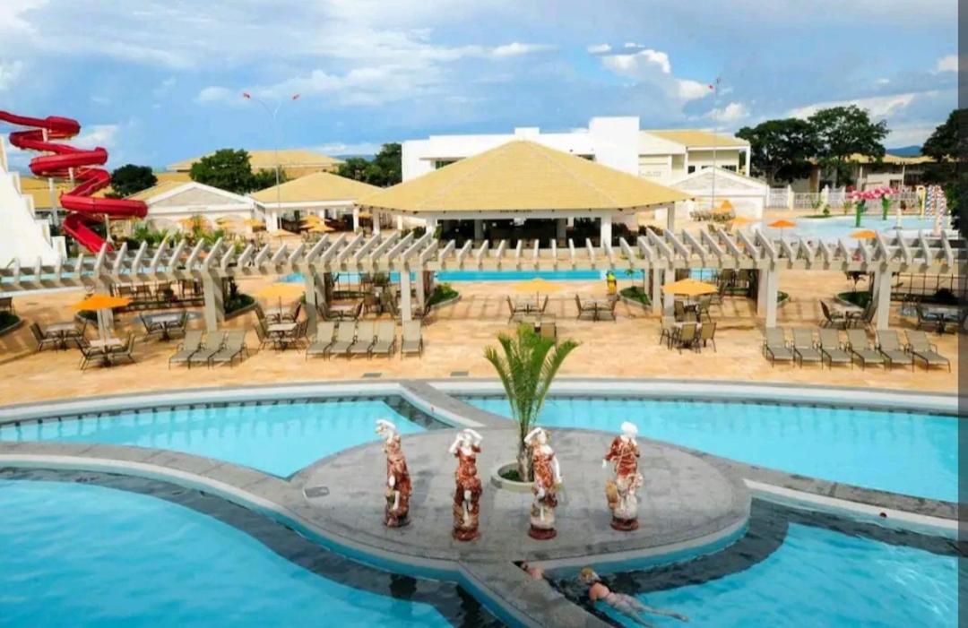 Lacqua Di'Roma Parque Com Parque Aquatico Incluso Na Diaria! Roupas De Cama E Toalhas Nao Estao Disponiveis No Servico, Devem Ser Levado Pelo Hospede! Apartamento Caldas Novas Exterior foto
