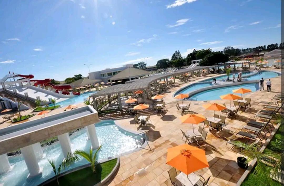 Lacqua Di'Roma Parque Com Parque Aquatico Incluso Na Diaria! Roupas De Cama E Toalhas Nao Estao Disponiveis No Servico, Devem Ser Levado Pelo Hospede! Apartamento Caldas Novas Exterior foto